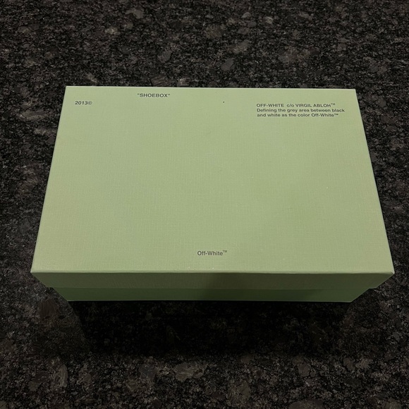 OFF—WHITE MULTI TREK SANDALS SIZE 10 - Picture 4 of 7